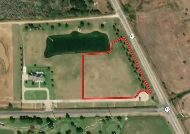3rd image of 0 Crystal Ln, El Campo, TX 77437 | MLS# 96873337