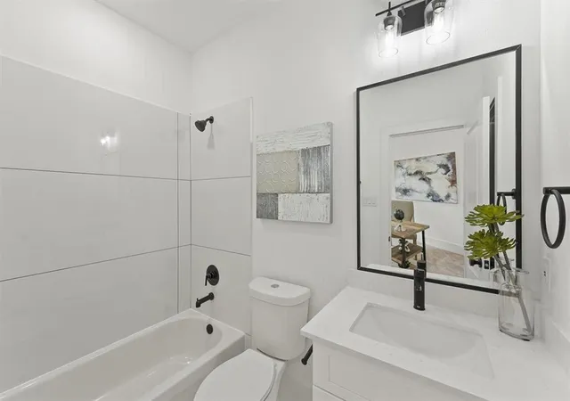 Photo 1 of Townhouse for sale at 1207 Cavalcade St #C, Houston, TX 77009 | MLS# 10329665 | Listing updated on 2026-06-07