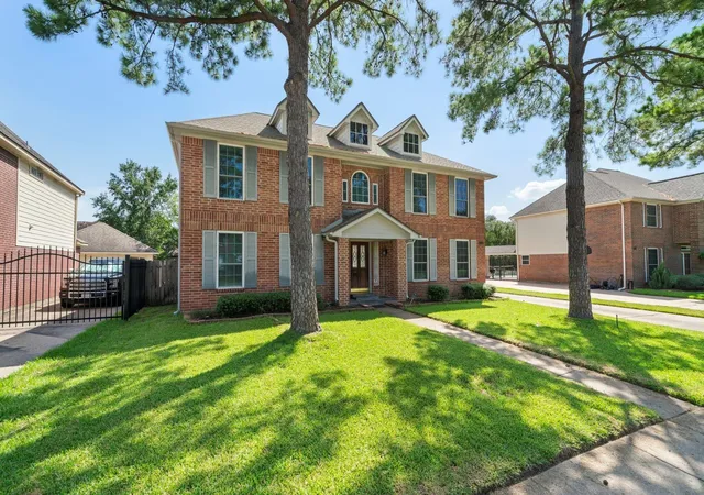 Photo 3 of Single family home for sale at 12819 Orchard Hollow Way, Houston, TX 77065 | MLS# 38819446 | Listing updated on 2025-10-29