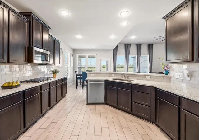 4th image of 3319 Learning Tree Ln, Rosenberg, TX 77471 | MLS# 7524592