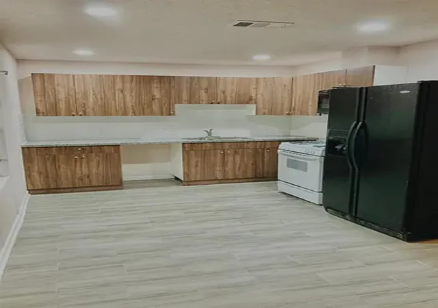 Photo 2 of Multi family home for sale at 7339 Mountbatten Rd, Houston, TX 77033 | MLS# 75124075 | Listing updated on 2026-07-25