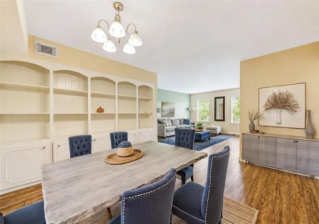 Photo 3 of Condo for sale at 361 N Post Oak Ln #241, Houston, TX 77024 | MLS# 97501759 | Listing updated on 2026-09-16