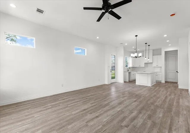 3rd image of 311 Tennessee St, Houston, TX 77029 | MLS# 66108791
