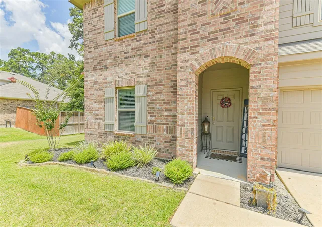 2nd image of 2819 N Colosseum Ct, New Caney, TX 77357 | MLS# 83988805