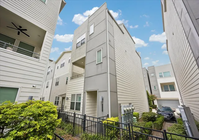 2nd image of 2722 Eado Edge Ct, Houston, TX 77020 | MLS# 49698958