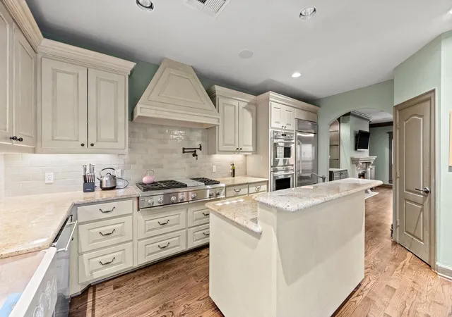 Photo 1 of Single family home for sale at 1106 W 18th Street #A, Houston, TX 77008 | MLS# 13161796 | Listing updated on 2026-08-18