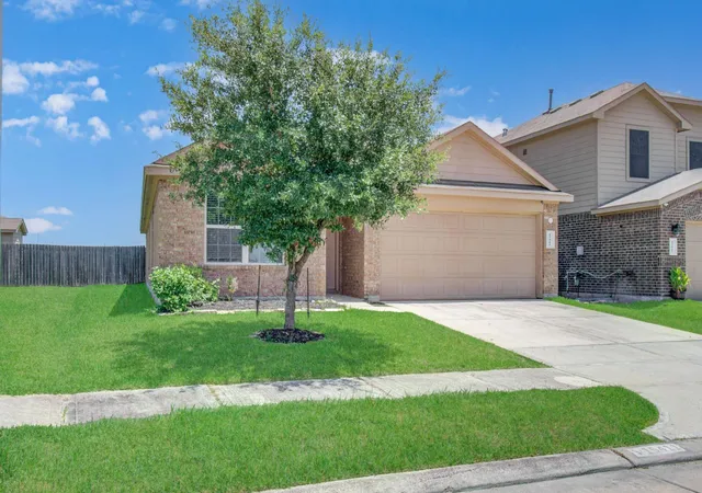 Photo 3 of Sale Pending at 15411 Cedro Mesa Ct, Channelview, TX 77530 | MLS# 44114704 | Listing updated on 2026-10-07