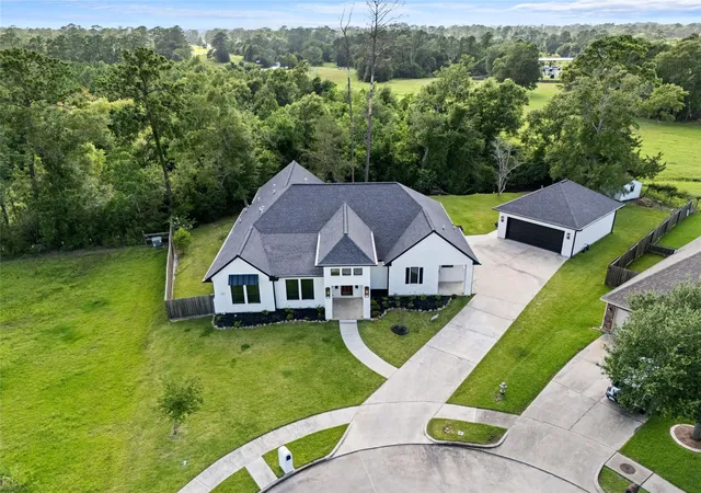 2nd image of 6731 Haider Ave, Baytown, TX 77521 | MLS# 92413531