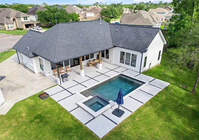 3rd image of 6731 Haider Ave, Baytown, TX 77521 | MLS# 92413531