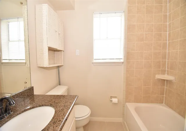 2nd image of 2595 Marilee Ln, Houston, TX 77057