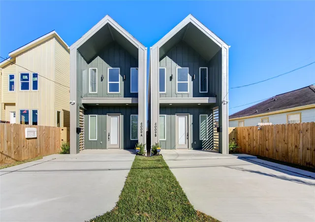 Photo 1 of Land for sale at 6810 Gainesville St, Houston, TX 77020 | MLS# 51001979 | Listing updated on 2026-08-25
