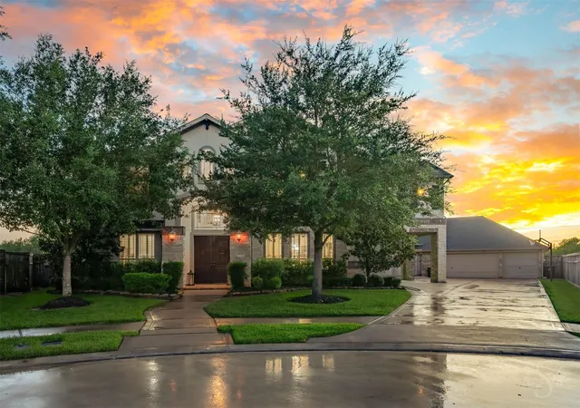 2nd image of 5835 Caspian Falls Ln, Fulshear, TX 77441 | MLS# 30195072