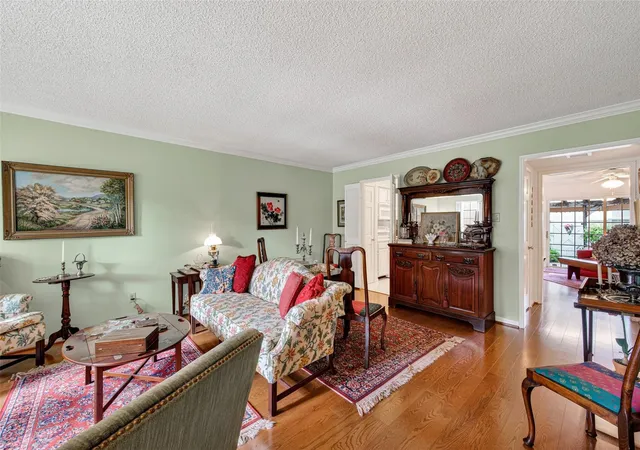 Photo 3 of Townhouse for sale at 14191 Misty Meadow Ln, Houston, TX 77079 | MLS# 45820853 | Listing updated on 2026-09-19