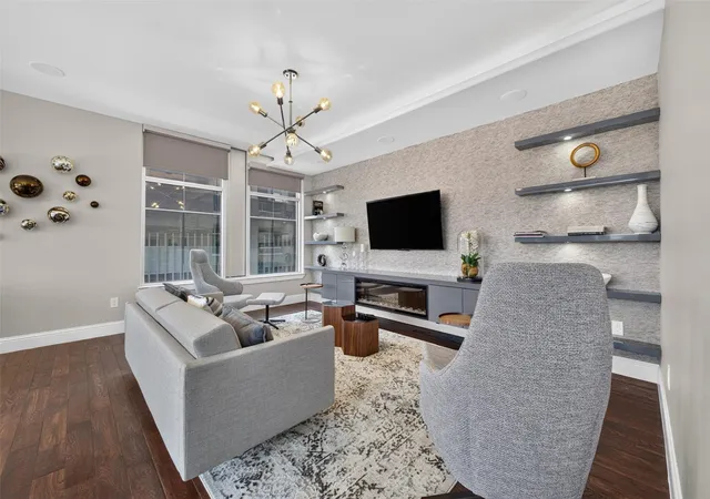 Photo 3 of Condo for sale at 1901 Post Oak Blvd #505, Houston, TX 77056 | MLS# 49781530 | Listing updated on 2026-09-18