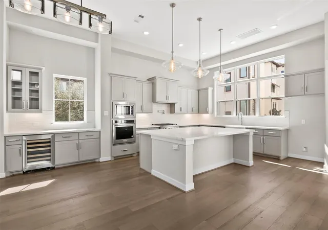 1st image of 5342 Chandler St, Houston, TX 77007 | MLS# 69989469