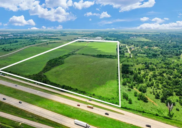 1st image of 43306 Hwy 290 Business, Prairie View, TX 77484 | MLS# 83051116
