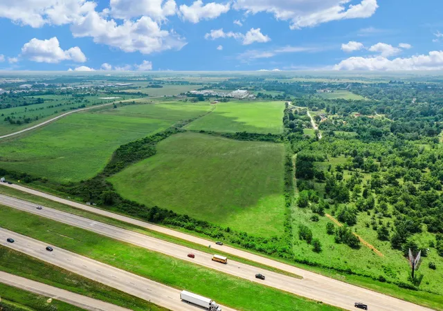 Photo 3 of Sale Pending at 43306 Hwy 290 Business, Prairie View, TX 77484 | MLS# 83051116 | Listing updated on 2026-10-06