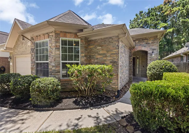Photo 2 of Single family home for sale at 20173 Southwood Oaks Dr, Porter, TX 77365 | MLS# 23499459 | Listing updated on 2026-10-09