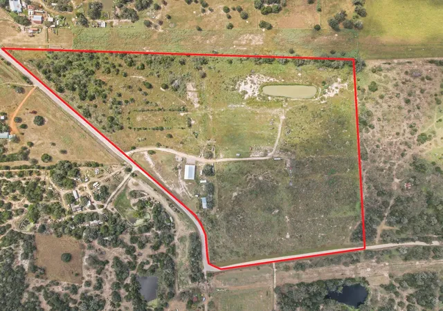 17th image of 600 County Road 504, Flatonia, TX 78941 | MLS# 15641334
