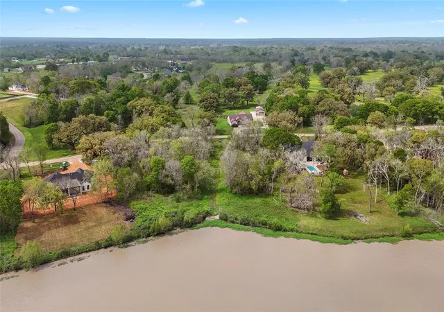 Photo 2 of Land for sale at 21502 Chenango Lake Dr, Angleton, TX 77515 | MLS# 98316572 | Listing updated on 2026-07-02