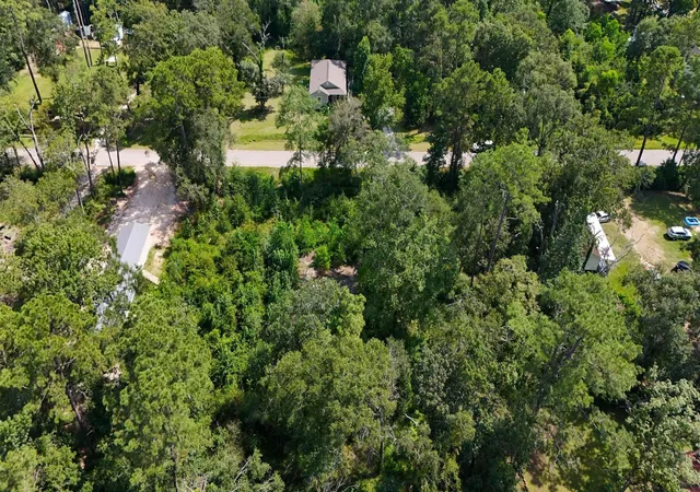 12th image of 21289 Walker Dr, Conroe, TX 77306 | MLS# 14946156