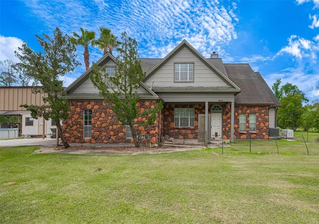 2nd image of 2499 Southline Rd, Conroe, TX 77384 | MLS# 63247227