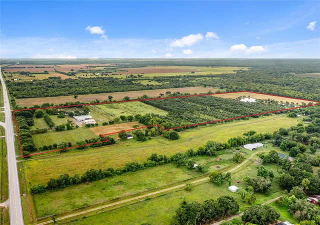 Homes for sale in Damon, TX | 23111 Fm 1462 Rd, Damon, TX 77430 | MLS# 5423053