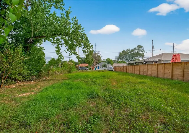 4th image of 3552 Nathaniel Brown St, Houston, TX 77021 | MLS# 21139622