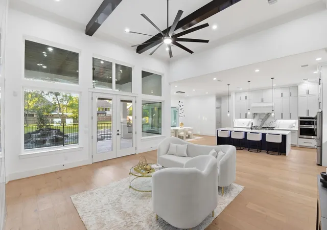 Photo 2 of Mansion for sale at 6112 Cypresswood Dr, Spring, TX 77379 | MLS# 55839650 | Listing updated on 2026-09-09
