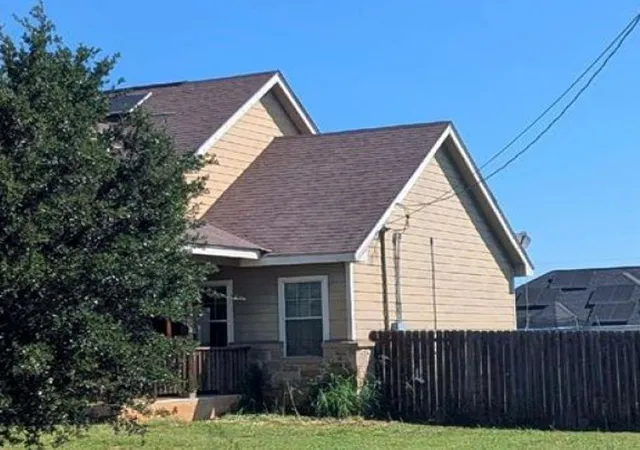 Photo 3 of Single family home for sale at 135 Bluebonnet Hl, Pearsall, TX 78061 | MLS# 70460861 | Listing updated on 2026-08-07