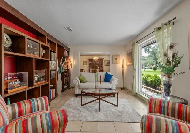 Photo 4 of Sale Pending at 25402 Spring Ridge Dr, Spring, TX 77386 | MLS# 67784595 | Listing updated on 2026-09-17