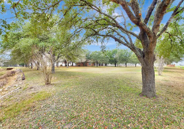 Photo 2 of Land for sale at 9310 S Business 6, Navasota, TX 77868 | MLS# 80538827 | Listing updated on 2026-06-30