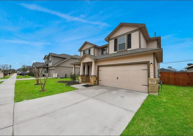 Homes for sale in Houston, TX | 7638 Nevaeh Crest Path, Houston, TX 77016 | MLS# 10783413