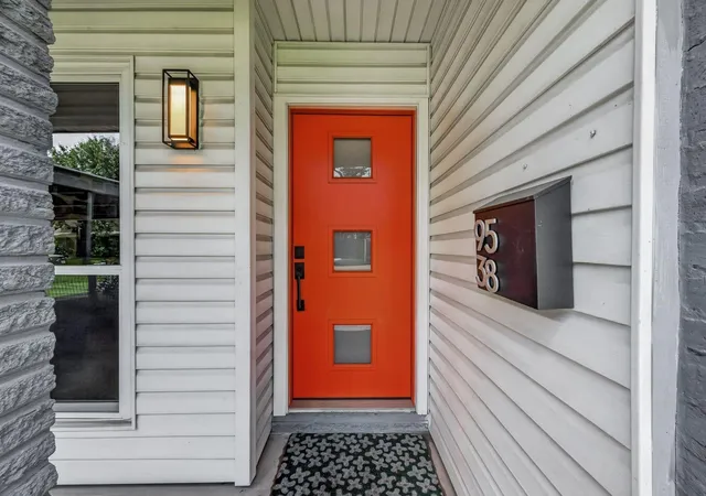 Photo 3 of Single family home for sale at 9538 Kerrwood Ln, Houston, TX 77080 | MLS# 32109787 | Listing updated on 2026-09-19