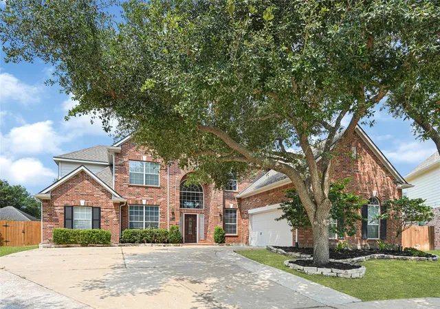 Photo 3 of Sale Pending at 13310 Pecan Walk Ln, Sugar Land, TX 77498 | MLS# 83838656 | Listing updated on 2026-09-27