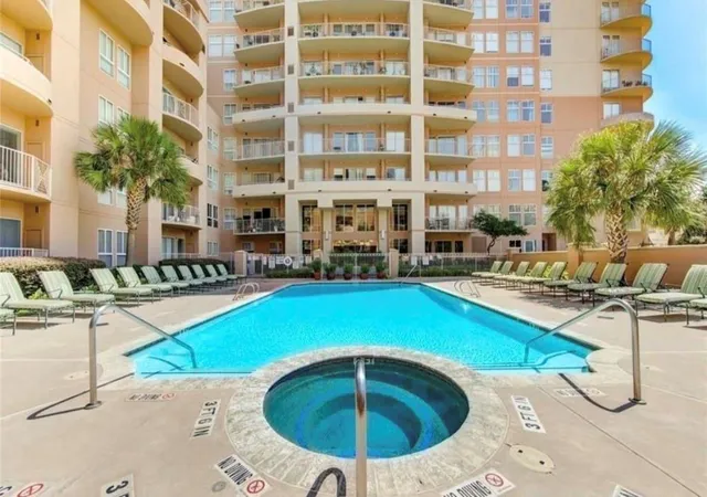 2nd image of 3505 Sage Rd #1606, Houston, TX 77056 | MLS# 73853063