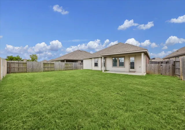 Photo 4 of Sale Pending at 7726 Jasmine Chase Dr, Katy, TX 77493 | MLS# 84438970 | Listing updated on 2026-09-28