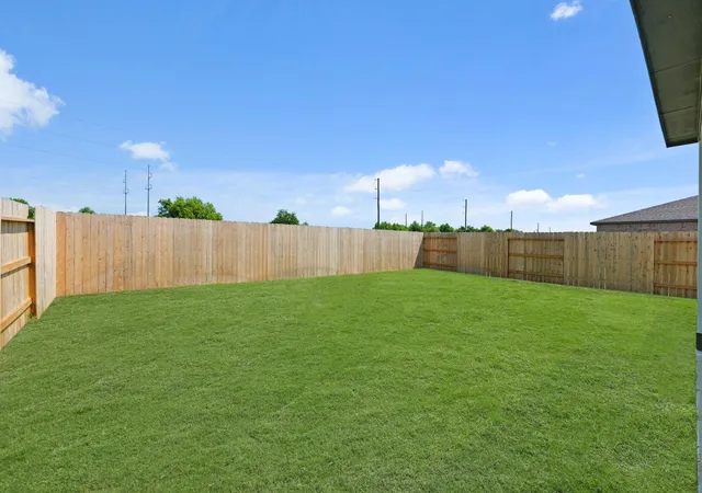 Photo 4 of Single family home for sale at 420 Long Branch Dr, Dayton, TX 77535 | MLS# 91866784 | Listing updated on 2026-09-28