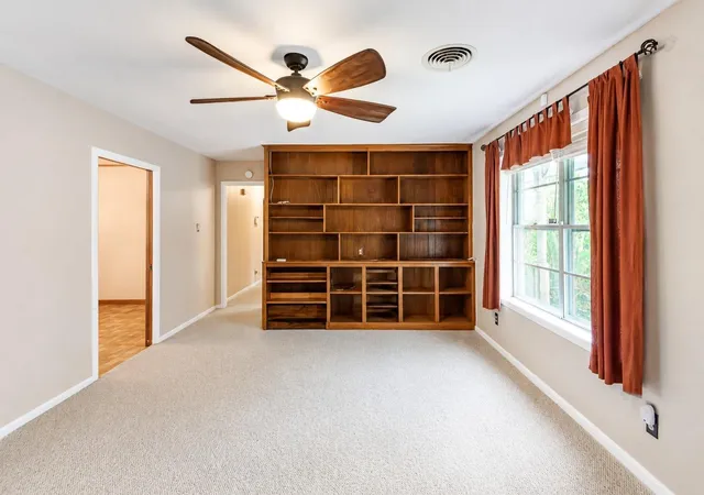 4th image of 1507 Meadow Ln, Brenham, TX 77833 | MLS# 18687112