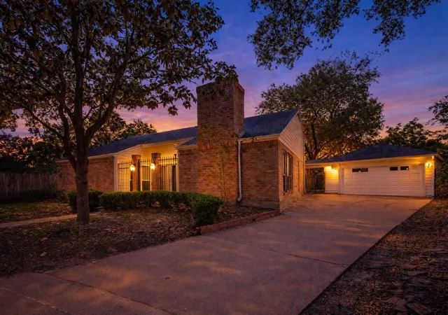 Photo 1 of Single family home for sale at 12319 Ella Lee Ln, Houston, TX 77077 | MLS# 98595093 | Listing updated on 2026-07-18