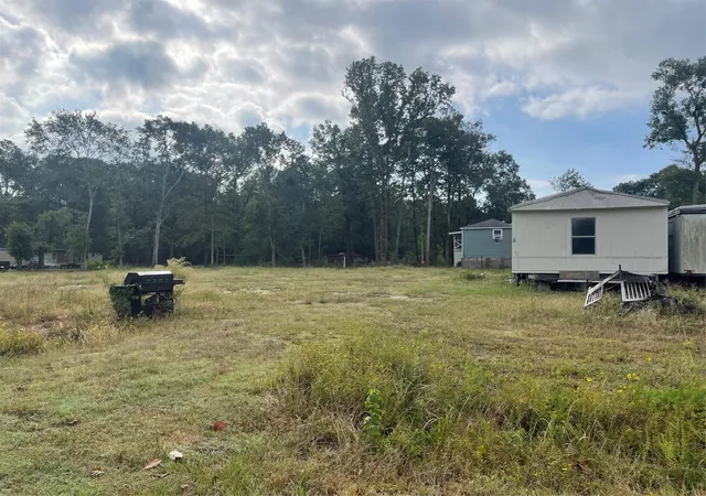 Photo 8 of Multi family home for sale at 709 County Rd 3431 E, Cleveland, TX 77327 | MLS# 76997213 | Listing updated on 2026-08-23
