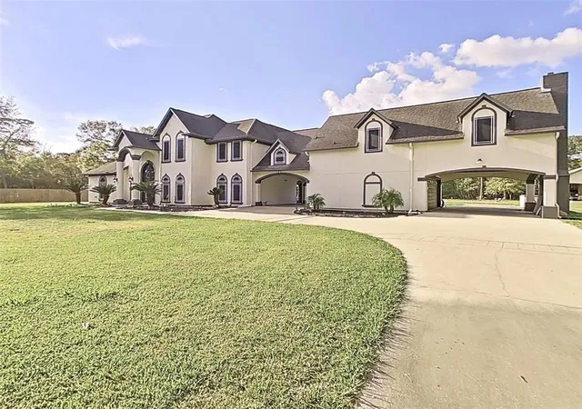 Photo 2 of Single family home for sale at 582 County Rd 410, Dayton, TX 77535 | MLS# 67903552 | Listing updated on 2026-03-31