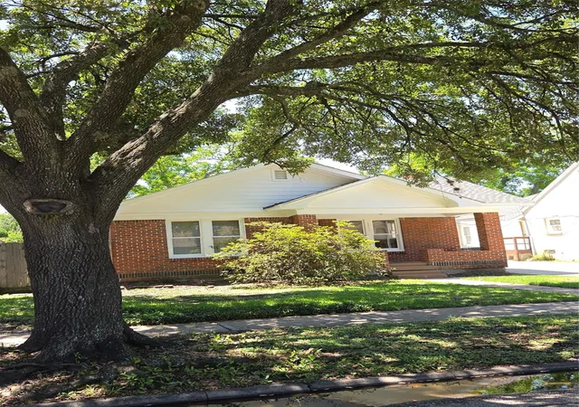 1st image of 1430 Munger St, Houston, TX 77023 | MLS# 90140200