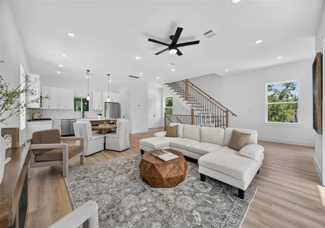 1st image of 316 Walthall #C, Houston, TX 77022 | MLS# 20517059