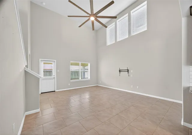 Photo 4 of Single family home for sale at 718 Harvest Bluff Dr, Rosharon, TX 77583 | MLS# 24094252 | Listing updated on 2026-08-30