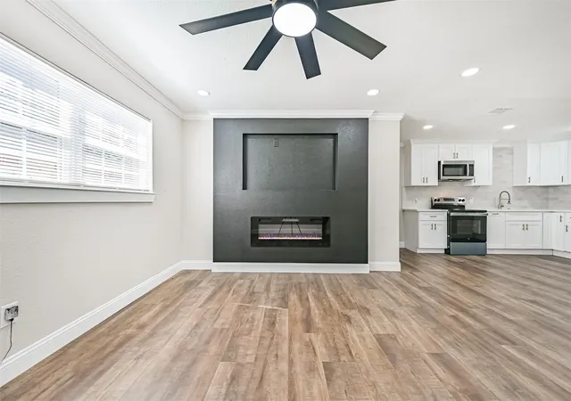 3rd image of 5622 Canterway Dr, Houston, TX 77048 | MLS# 71307795