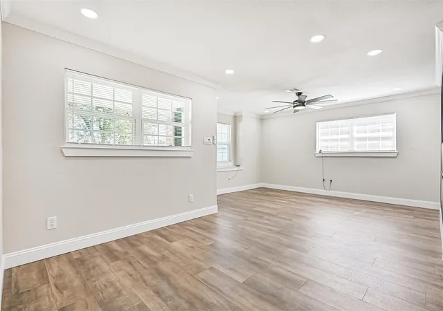 5th image of 5622 Canterway Dr, Houston, TX 77048 | MLS# 71307795