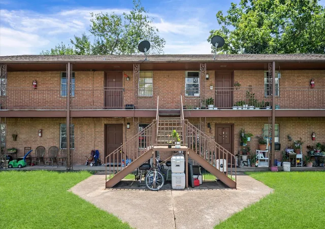 2nd image of 1306 3rd St #8, Galena Park, TX 77547 | MLS# 78321333
