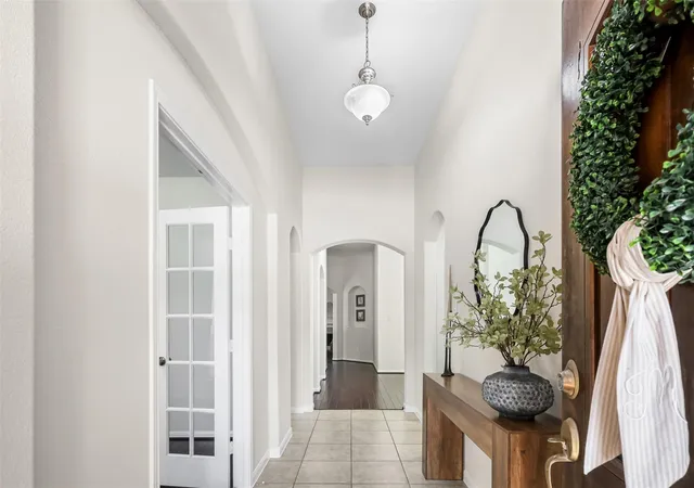 Photo 3 of Single family home for sale at 9731 Carina Forest Ct, Humble, TX 77396 | MLS# 75358196 | Listing updated on 2026-09-07