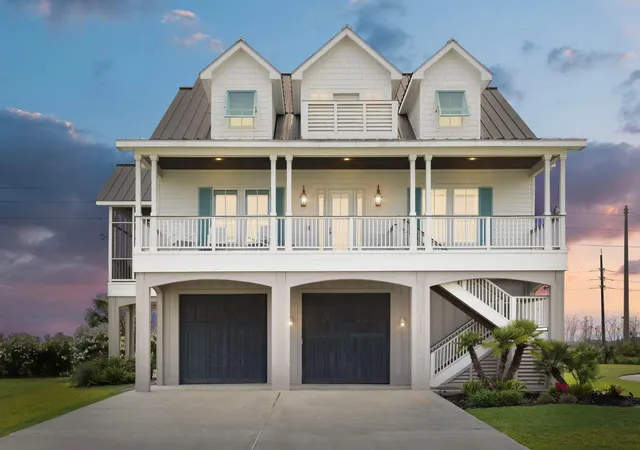 Photo 1 of Single family home for sale at 14432 Spyglass Cir, Galveston, TX 77554 | MLS# 39469068 | Listing updated on 2026-09-14